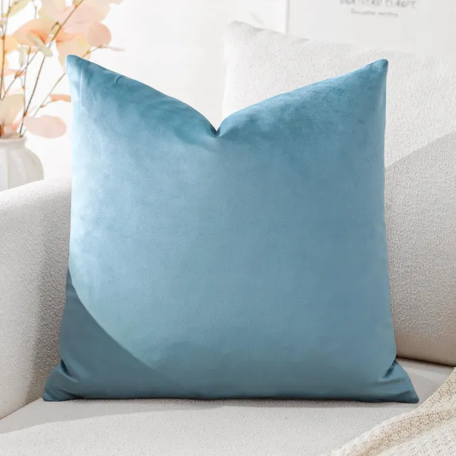 Ibenzoa Fluwelen decoratieve kussensloop voor bank en slaapkamer in lichtblauw 45 x 45 cm