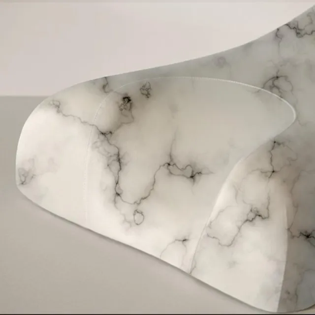 Sleep & Glow Omnia Kussensloop Silk Black Marble zwart marbel