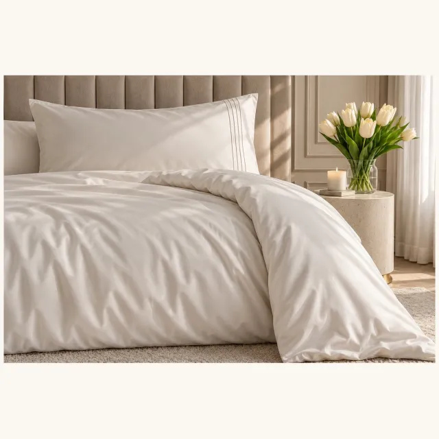 Bamskin Living Katoensatijn - Dekbedovertrek SET - Ivoorwit - 100% Katoensatijn - 300 TC - Premium Kwaliteit - Inclusief 1 Kussensloop - Ritssluiting - Luxe Verpakking