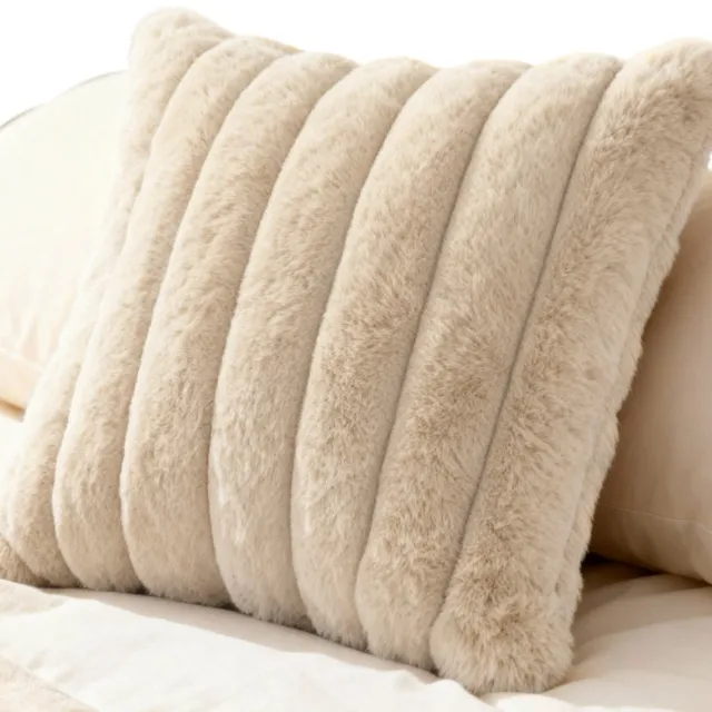 Spod Igły i Nitki Luxe Bunny Sierkussenhoes 45x45cm - Zacht Pluche & Elegant Beige