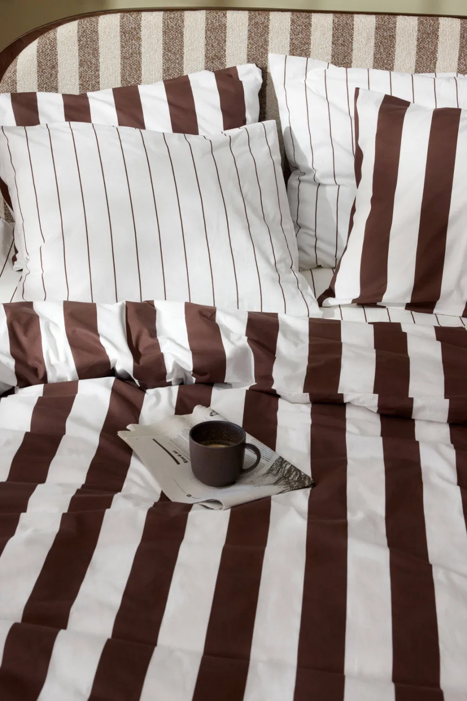 NOUS Living katoenen gestreepte 2-persoons dekbedovertrek 200x220 cm - donkerbruin/offwhite, foto 3