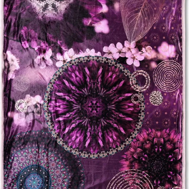 Hip Luxe Plaid 130x160 cm - Bloemen en Mandala Print - Paars/Roze - Polyester - Voor Woonkamer of Slaapkamer NTB