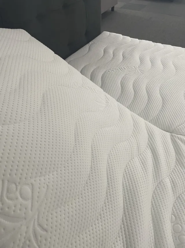 Berkbedding .nl SPLIT - topper HOES - TIJK - topper berschermer dubbeldoek hoes - afritsbaar - 180x190x8 cm wit