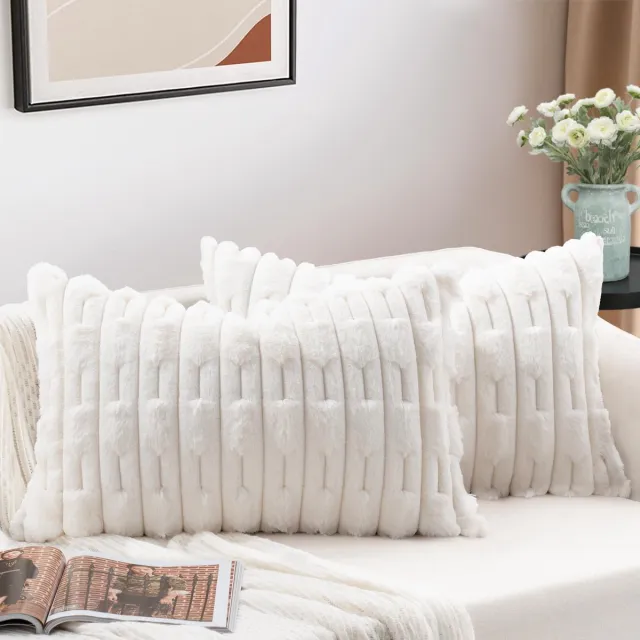Imperatoris Kussenhoes/Kussensloop Pluche voor Woonkamer Kussen 40 x 60 cm - Fluffy Sierkussen- Cushion Cover set van 2 Creame
