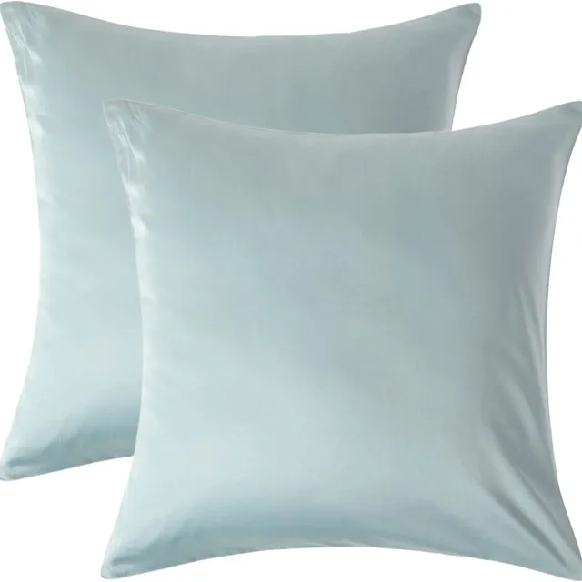 Homescapes Biologisch Kussensloop 60x60 cm – Set van 2 – Eendenei Blauw – 100% Egyptisch Katoen Satijn – Draaddichtheid 400
