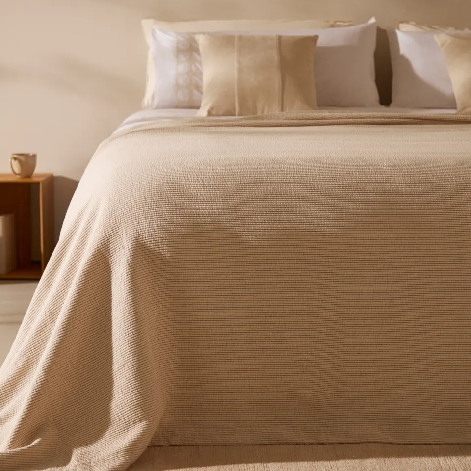 Kave Home Sprei 'Bedar' 180 x 260cm, kleur Beige, foto 3