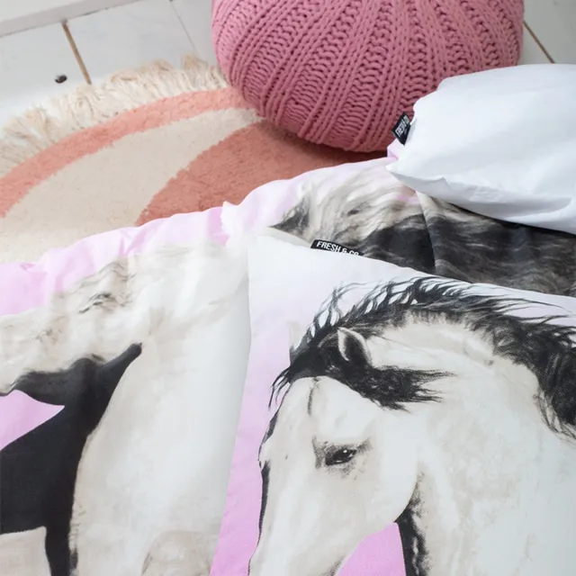 Fresh&Co Kids Kinderdekbedovertrek Majestic Horse - Katoen - Kinderdekbedovertrek met kussensloop Wit
