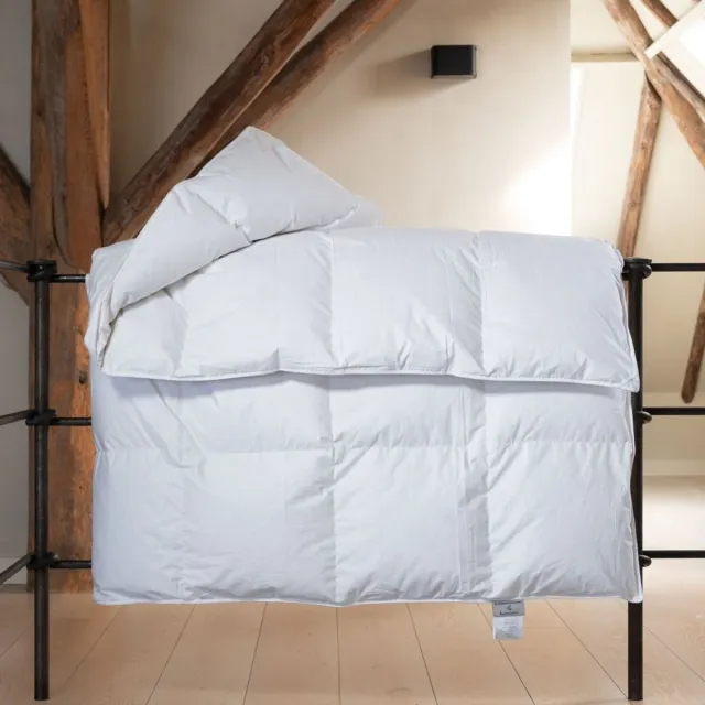 ComfortzzZone Essence Edition 80% Eendendons Dekbed Katoensatijn - 200 x 220 cm Wit