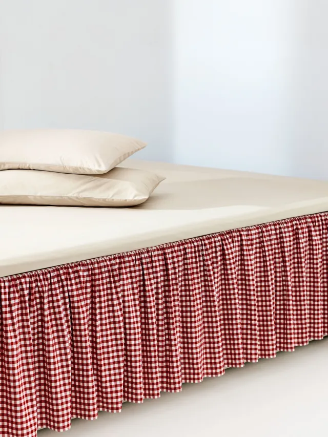 Westwing Collection Geruite katoenen bedskirting Twyla met franjes Rood