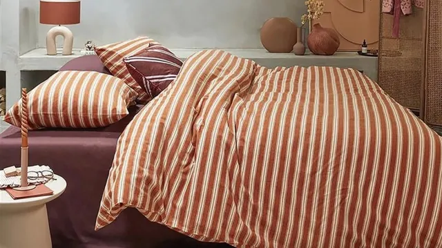 vtwonen Pyjamas dekbedovertrek - Steenrood