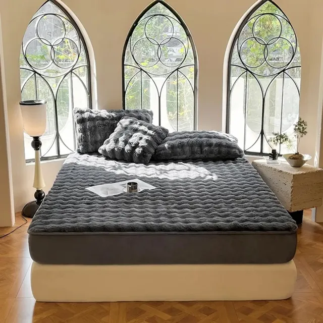 NZBZ Hoeslaken Van Polyester Konijnenflanel - Elastische Hoeken Voor Matrassen Van 5-25 cm - 180 x 200cm - Zwart