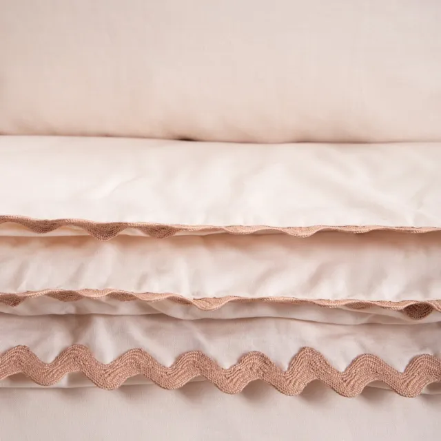 Homla Bedding - VELA - Katoen met Decoratieve Piping Beige - 160x200 cm + 2x70x80 cm