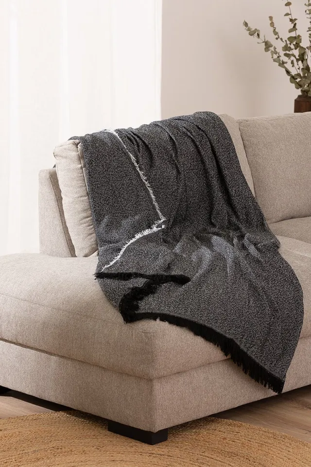 Belmarti Namibia plaid 180 x 260 cm - zwart