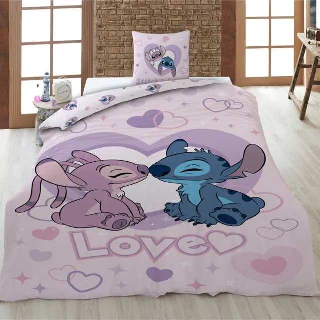 Disney Lilo & Stitch Dekbedovertrek - Love - Eenpersoons - 140 x 200 cm - 65 x 65 cm - Polycotton Roze