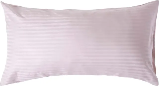 Homescapes Satijn Streep Katoen Kussensloop 50x90 cm – Lila – 100% Egyptisch Katoen – Draaddichtheid 330