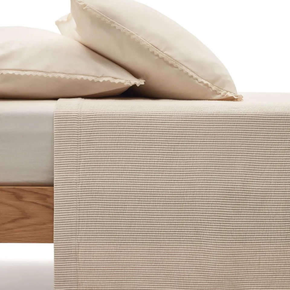 Kave Home Sprei 'Bedar' 240 x 260cm, kleur Beige, foto 3