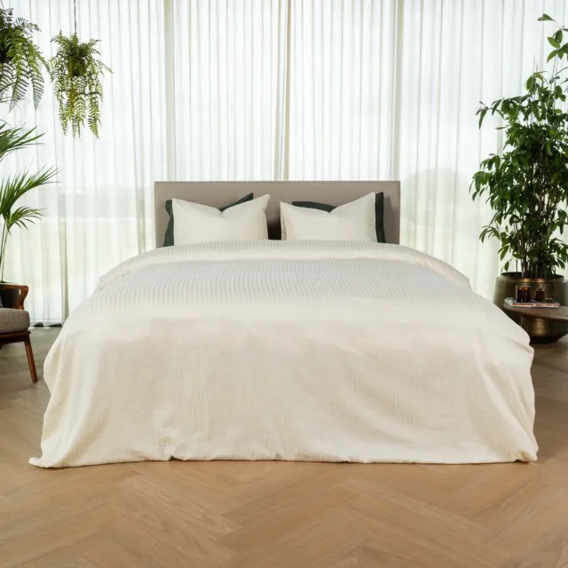 kayori Elin Dekbedovertrek Katoensatijn - 240x200-220 cm +2 slopen - Lits-jumeaux - Offwhite
