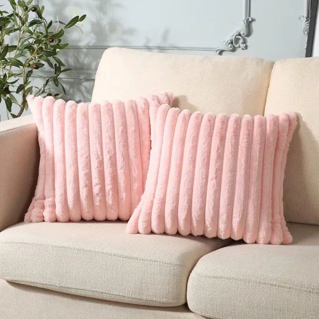 Wishdor Sierkussenhoezen 45x45 cm Set van 2 - Kussenhoes met Kwastjes - Zacht Pluche & Fluweel - Verborgen Rits - Voor Bank & Woonkamer - Roze