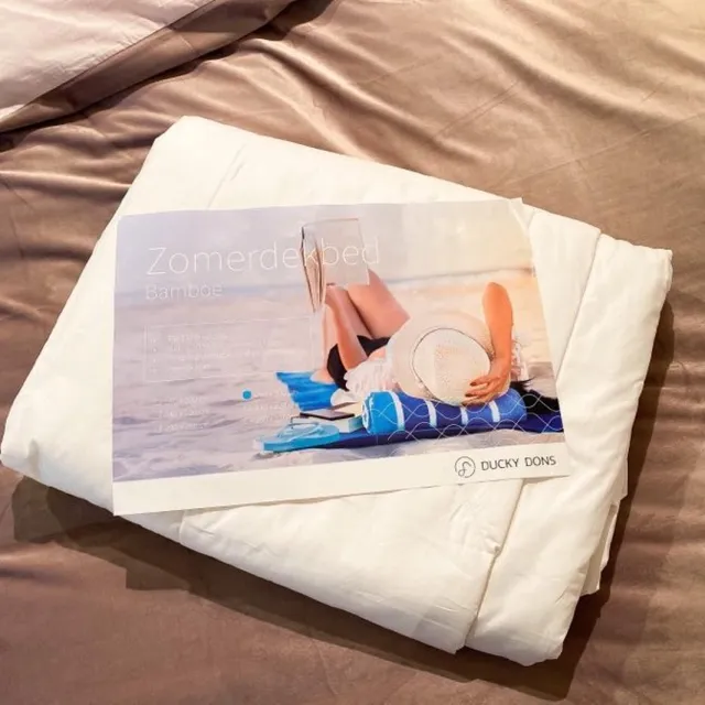 Ducky Dons Zomerdekbed Bamboe 240 x 220 cm - Duurzaam - Verkoelend Divers
