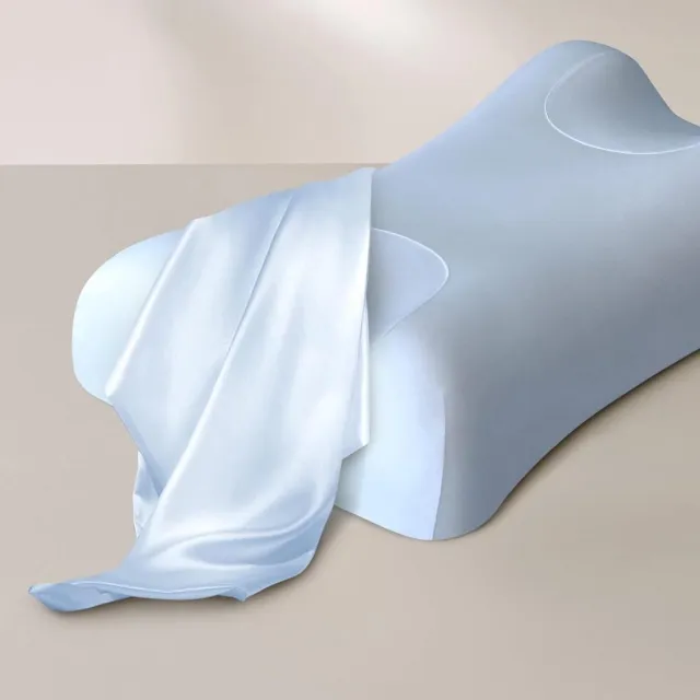 Sleep & Glow Sleep And Glow Omnia Kussensloop Silk Arctic-Ice Lichtblauw