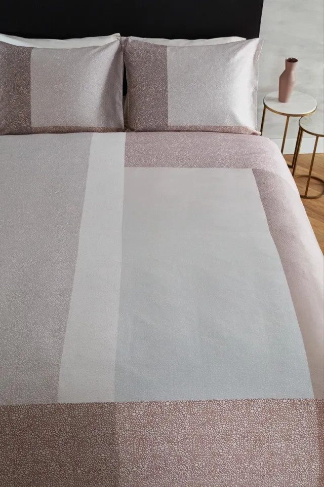 Kardol Privileged - Kussensloop - 60x70 cm - Nude