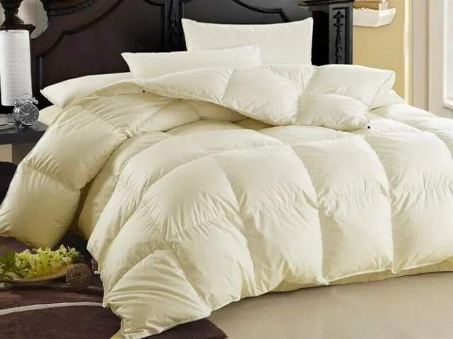 OnceDoce® Dekbed 160x200cm – Ganzendons 1850g Vulling - Eenpersoons ‘Cumulus’ Luxe Dons Winterdekbed - Wasbaar - Luchtig Zeer Warm en comfortabel – Warmteklasse 1 crème