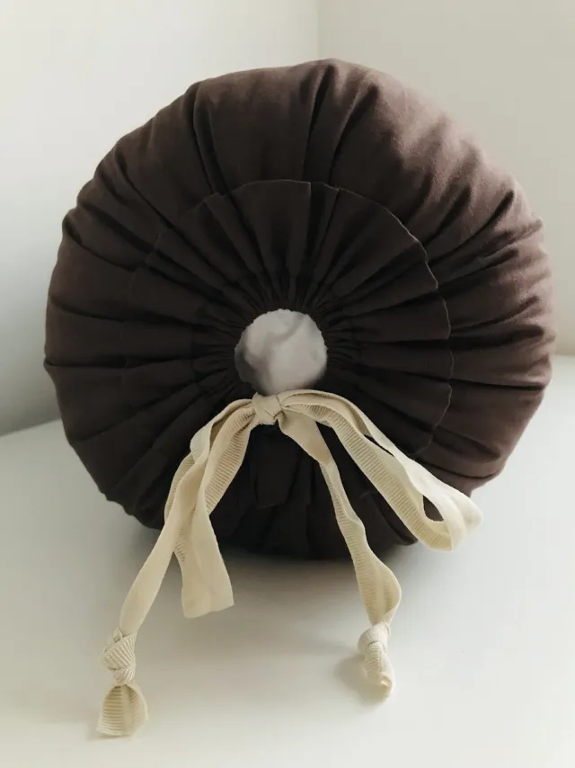 Gustiana Losse Sloop voor Rolkussen (Guling/Sluimerrol) - L85 x B35 x ø20 cm - Bruin