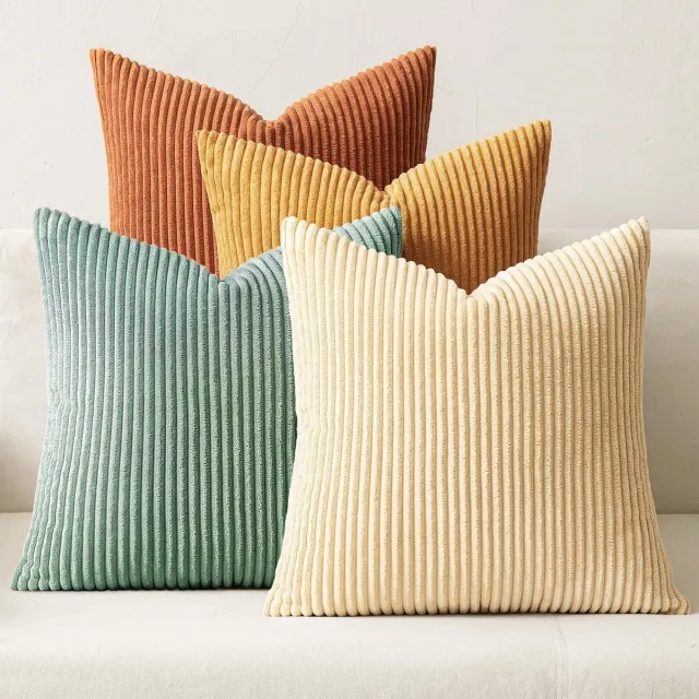 Famanu Set van 4 fluwelen kussenhoezen, zachte decoratieve vierkante hoezen van 45 x 45 cm, groengeel
