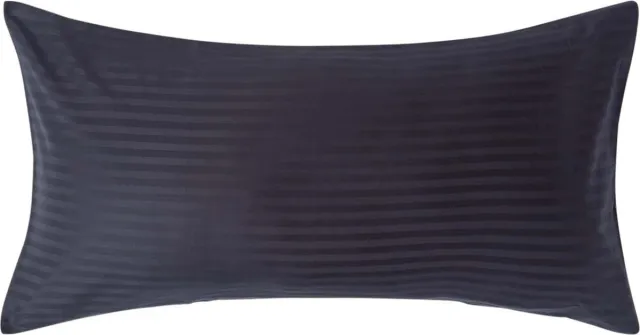Homescapes Satijn Streep Katoen Kussensloop 50x90 cm – Zwart – 100% Egyptisch Katoen – Draaddichtheid 330
