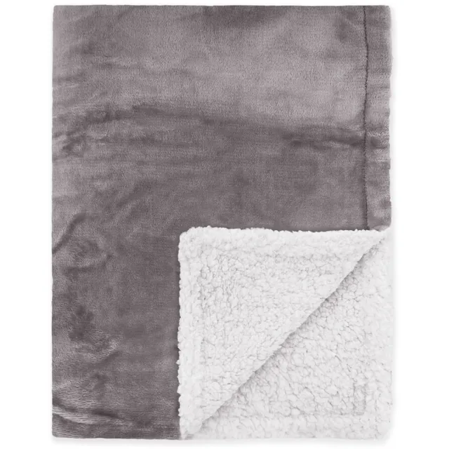 BYRKLUND Plaid Snowy Hug - 150x200 - 100% Polyester - Antraciet