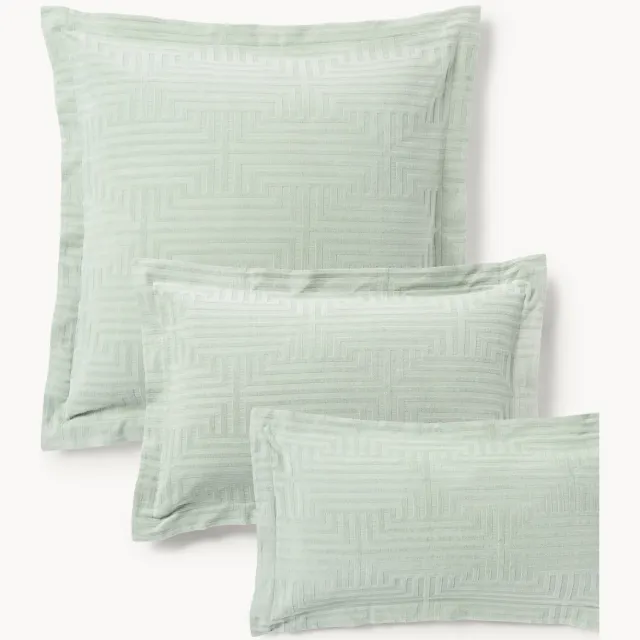 Westwing Collection Dubbelzijdige katoenen kussenhoes Nika lichtgroen