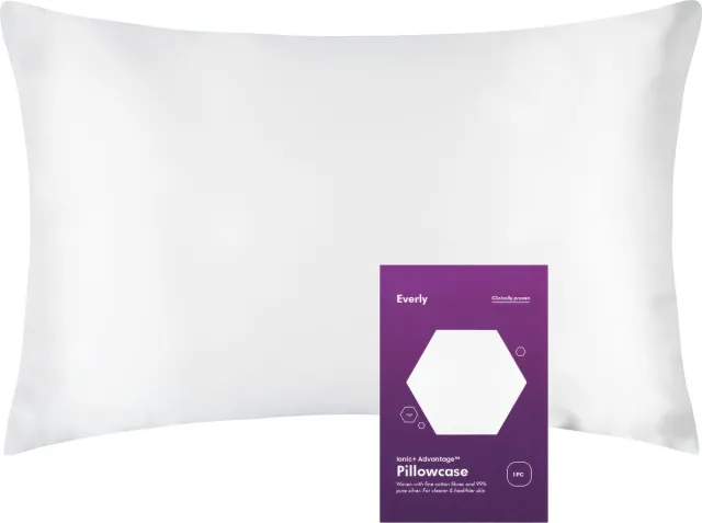Zero Waste Living Everly – Satijnen Kussensloop met Natuurlijk Zilver – Wit - Zijden Zachte Kussensloop – Kussensloop 60 x 70 - Skincare - Haarverzorging - Anti Acne