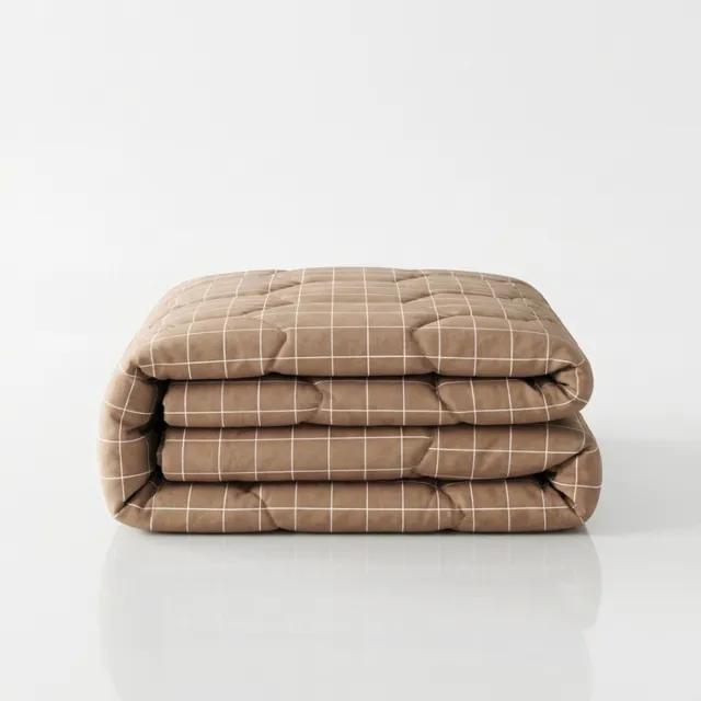 Dekbed-Discounter McGregor Dekbed Zonder Overtrek 240 x 200 cm - Inclusief 2 kussenslopen - Wasbaar op 40 graden - Warmteklasse 2 - Taupe