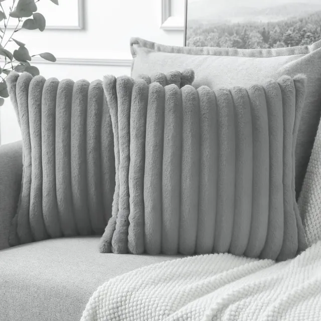 OKWISH Kussenslopen – Sierkussensloop Set Met Pluche Kussenslopen Voor Couch, Slaapkamer En Auto – Zachte Fluwelen Kussenslopen – Lichtgrijs