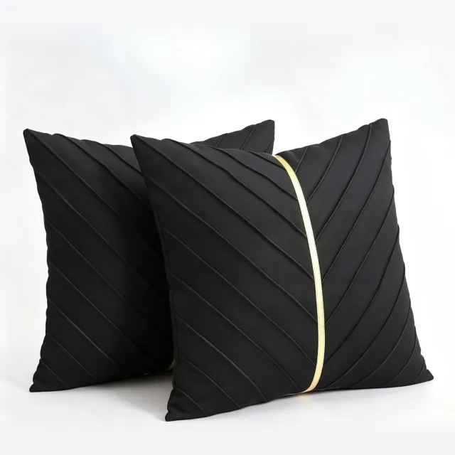 Famanu Set van 2 fluwelen kussenslopen in goud en zwart, 50 x 50 cm, luxe kussenhoezen voor decoratie, perfect voor het creëren van een elegante sfeer in je woonkamer