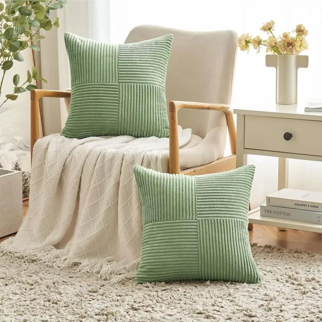 Famanu Kussensloop 45 x 45 cm, set van 2 corduroy kussenslopen, kussenhoezen, decoratieve kussensloop, sierkussensloop, sierkussen, sofakussen voor bank, slaapkamer, woonkamer, balkon, stoel, erwtengroen