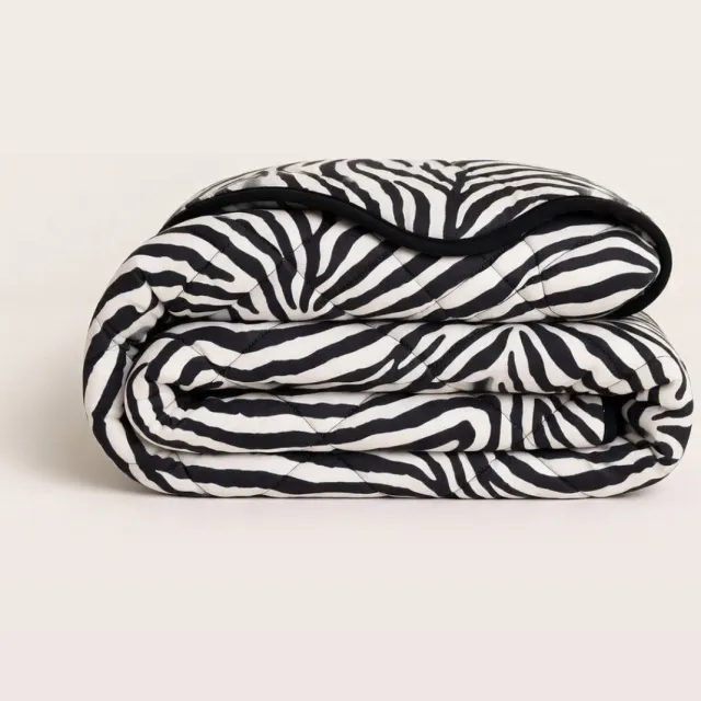 Y-not® Y-NOT – Dekbed Zonder Overtrek 200x220 – Met Tijger Print – Zomerdekbed – Zacht & Wasbaar – Zilver Zwart Tiger Black Silver