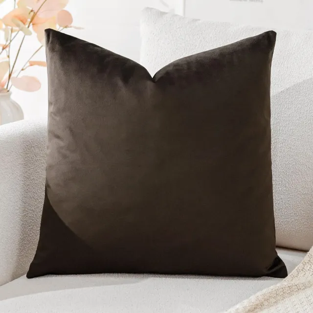 Ibenzoa Decoratieve Fluwelen Kussensloop voor Sierkussen in Chocoladebruin 45 x 45 cm