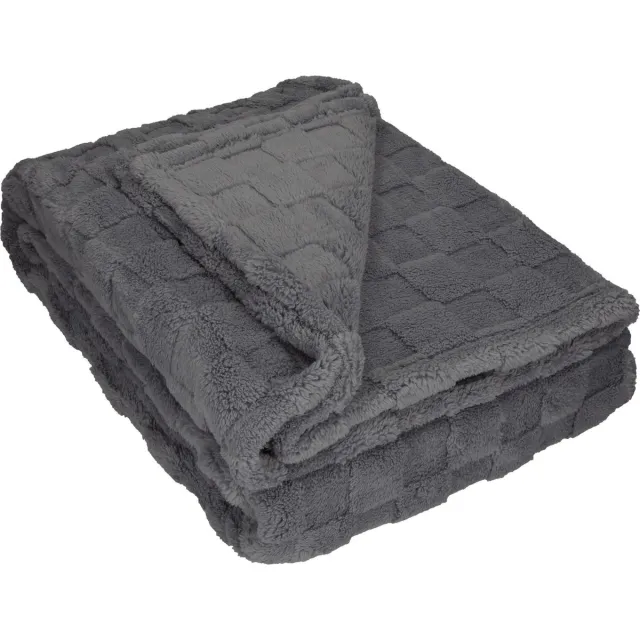 Sorprese Luxe Plaid - 150x200 cm - Fleece Deken - Super Zacht, Warm en Donzig - Plaid voor op de Bank, Bed of Woonkamer Decoratie - Geblokt Antraciet - Cadeau