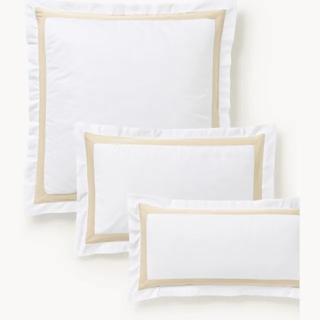 Westwing Collection Mako-satijnen kussenhoes Rochelle van Egyptisch katoen Wit