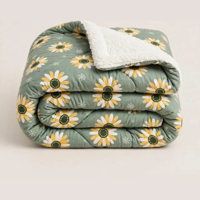 J.T.R Warme Winterdeken met Sherpa Teddyvoering - Gewatteerde Sprei met Madeliefjesprint - Groen -200x200 cm.