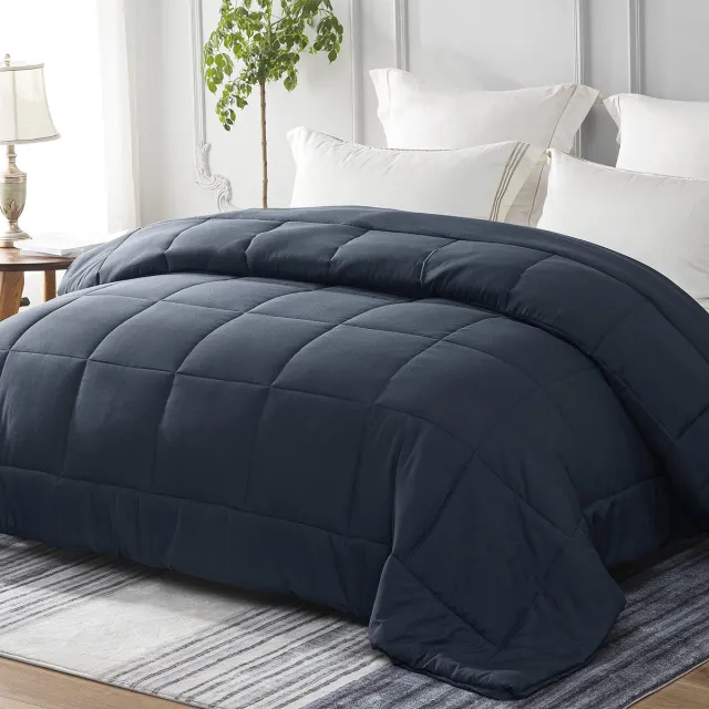 Unyqoos Heerlijk Ademend en Zacht 4-Seizoenen Dekbed voor Optimaal Slaapcomfort 135 x 200 Donkerblauw