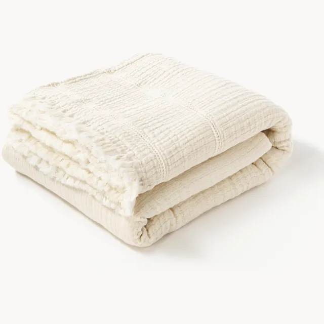 Westwing Collection Katoenen bedsprei Kailani met franjes Beige