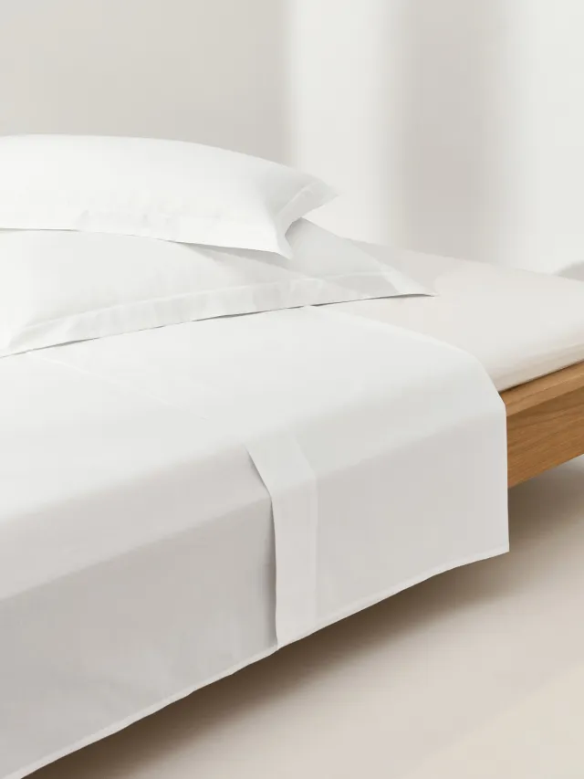 Westwing Collection Katoensatijnen laken Premium Wit