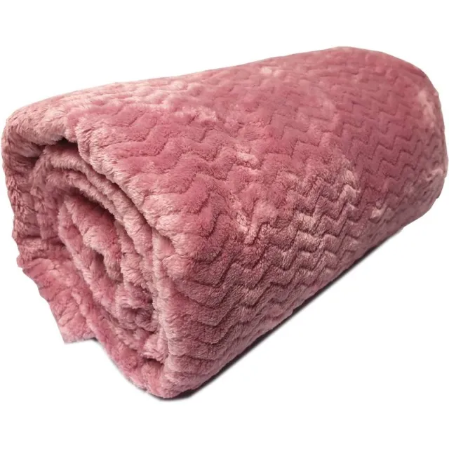 Better Nights Plaids - Eli Milano Vieux Rose - 130x180 - Groen - Fake flannel - 100% polyester- Fluffy Roos