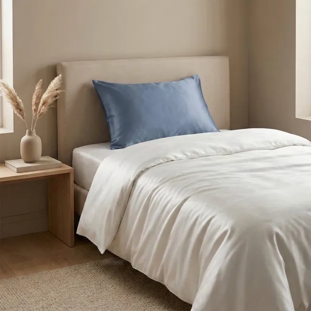 Silk Heaven Zijden kussensloop 50x70cm Evening Blue hotelsluiting - 22 Momme - 100% moerbeizijde - Silk Heaven - 50x70cm / Hotelsluiting Donkerblauw
