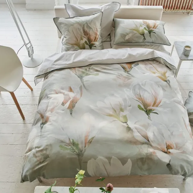 Designers Guild Yulan Magnolia - Dekbedovertrek in katoen satijn met print
