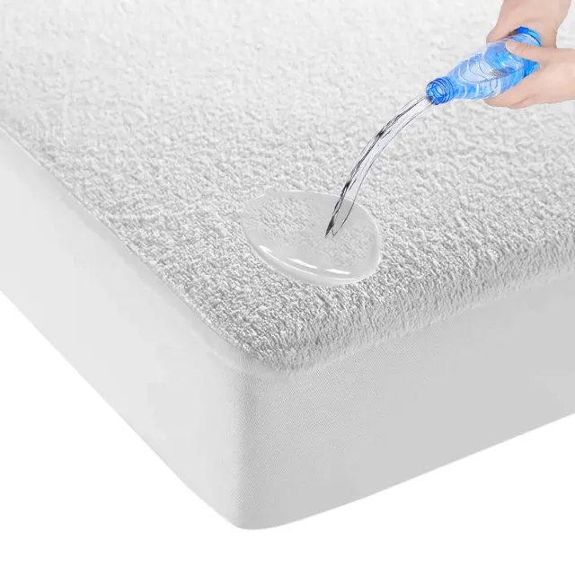 Home bedding Deze vernieuwde Waterdicht Matrasbeschermer-Hoeslakenbadstof-Antibacteriëel-Rondom Elastiek is de ideale oplossing voor het beschermen van de matras tegen vloeistoffen-Wit - Baby-Ledikant-70x140-cm