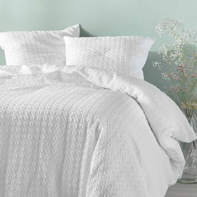 Douceur d intérieur Complete bed linen set made of microfiber fabric LITEA, 240 x 220 cm wit