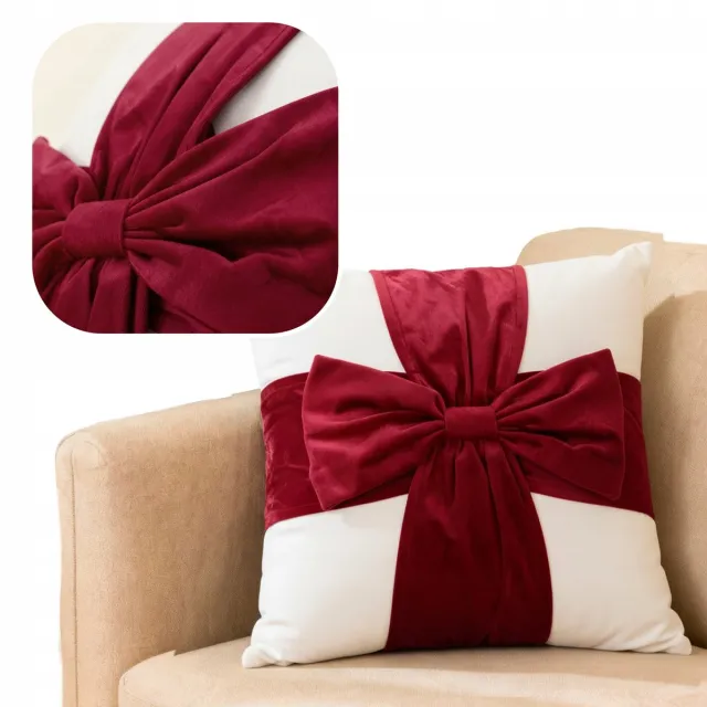 Spod Igły i Nitki Kerst Sierkussen Velvet Strik Wit 45x45cm Wit met rood accent